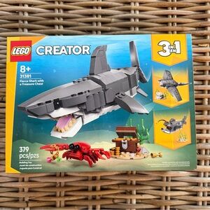 New! Lego 3-in-1 Creator Set - Fierce Shark with a Treasure Chest 31381